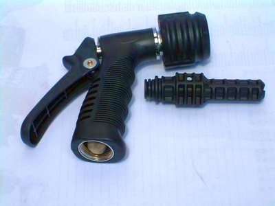 hf_10083716_spraygun_05_400